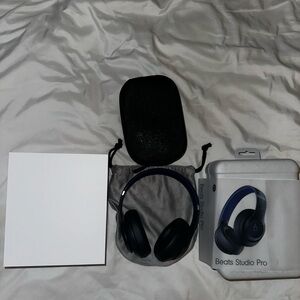 NWOT Beats Studio Pro Blue Headphones.Never Used. With Original Accessories.